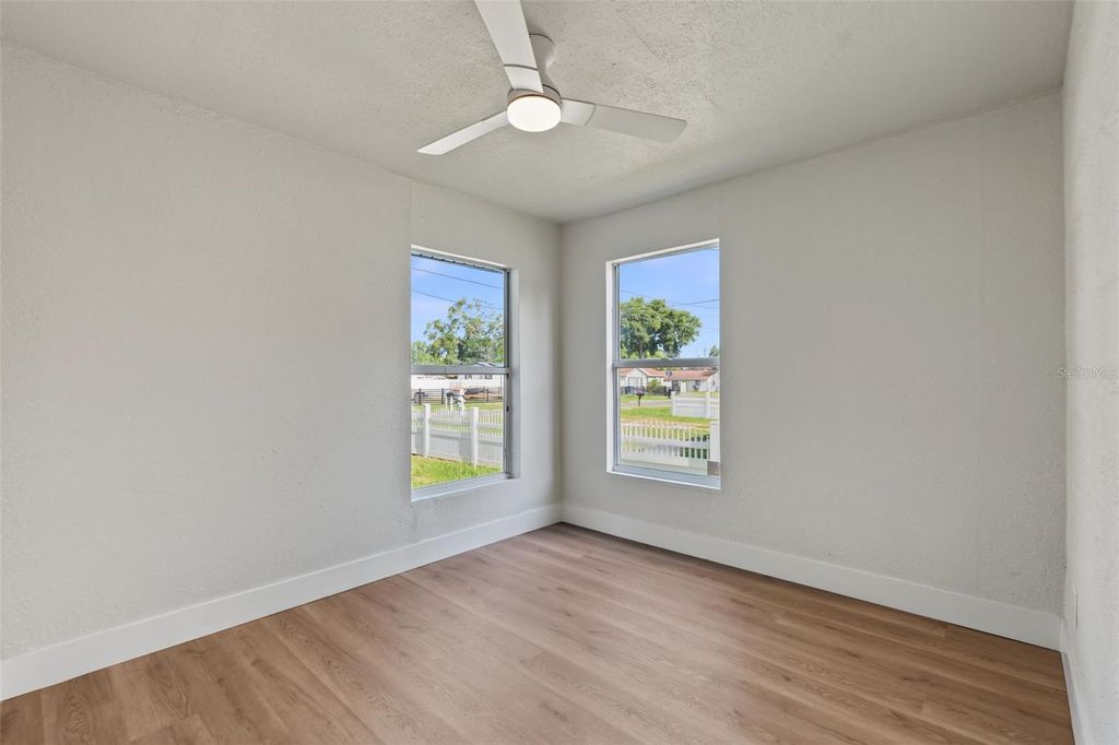Image 33 of property listing at 8713 N EDISON AVENUE, Tampa, FL 33604