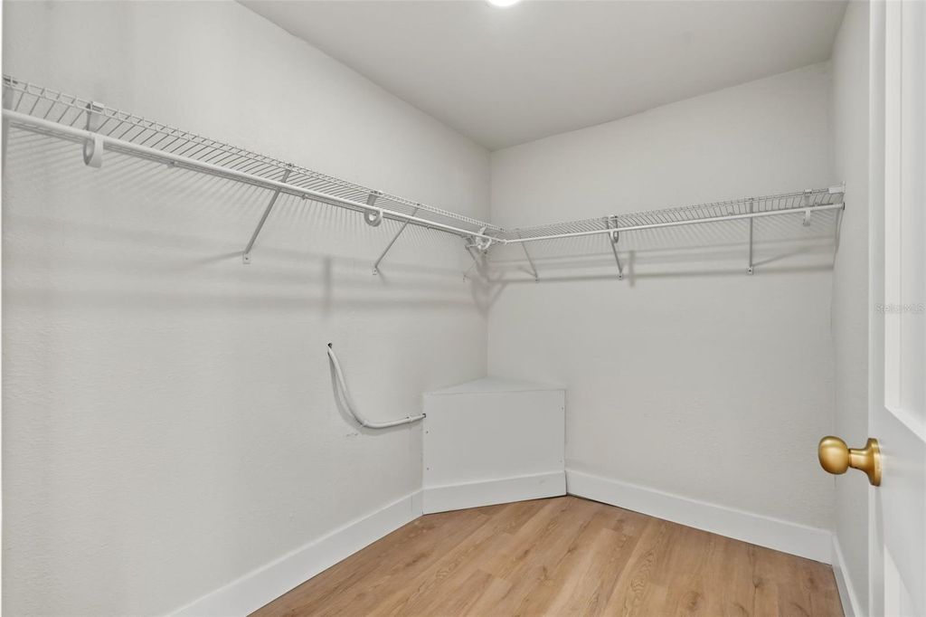 Image 34 of property listing at 8713 N EDISON AVENUE, Tampa, FL 33604