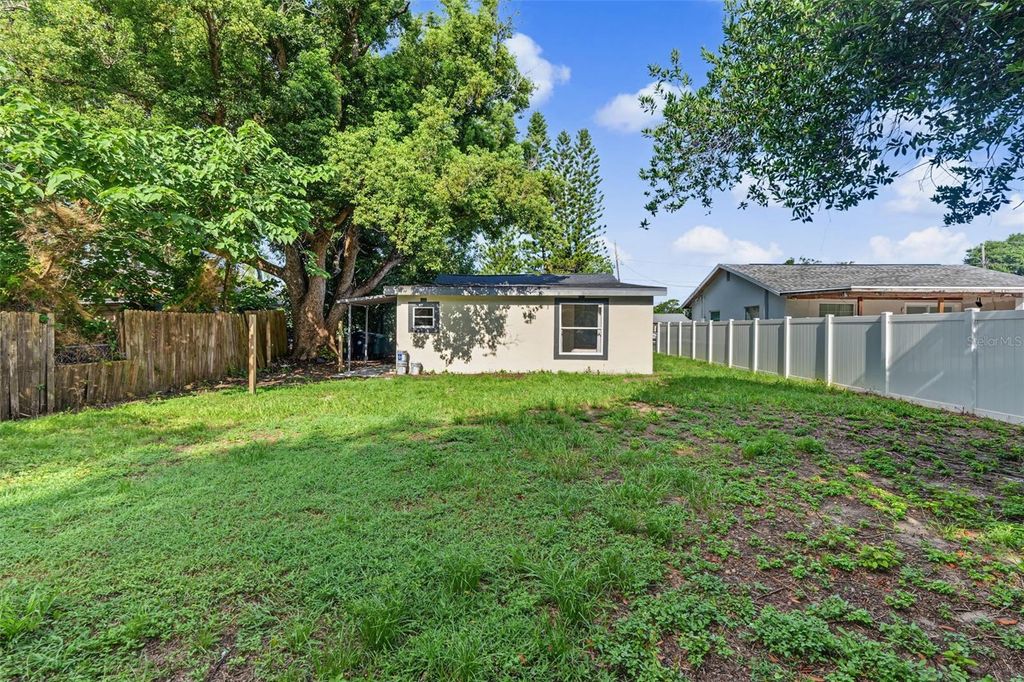 Image 48 of property listing at 8713 N EDISON AVENUE, Tampa, FL 33604