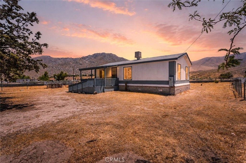 Image 1 of property listing at 4362 Cottonwood Lane, Weldon, CA 93283