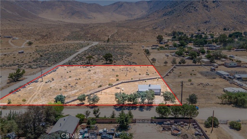 Image 33 of property listing at 4362 Cottonwood Lane, Weldon, CA 93283