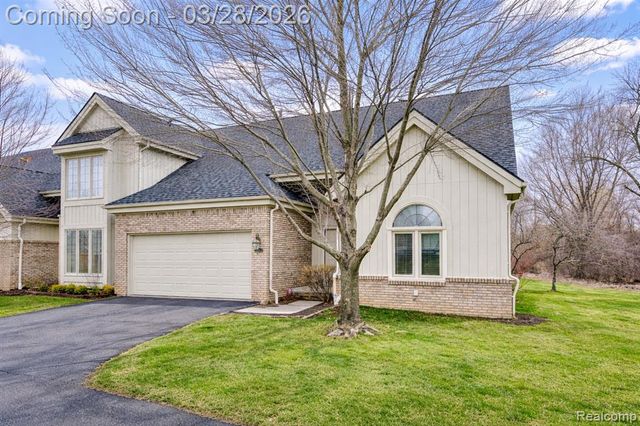 36567 Martel Court, Farmington Hills, MI 48335