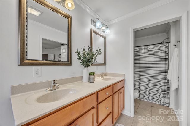 312 Oak Knoll, Hildebran, NC 28637