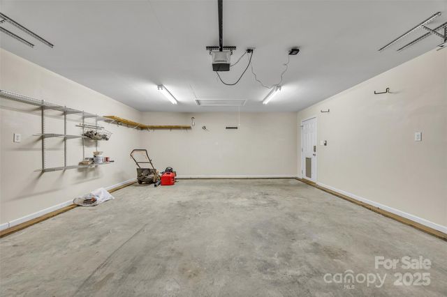 312 Oak Knoll, Hildebran, NC 28637