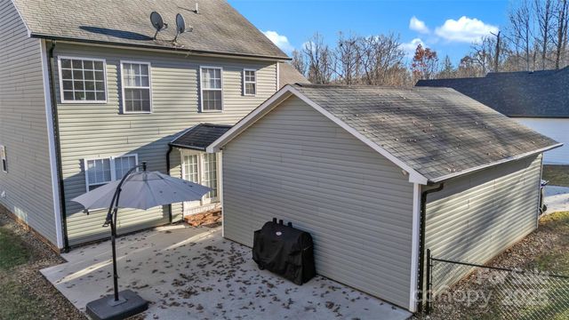 312 Oak Knoll, Hildebran, NC 28637