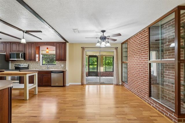 6827 SW 35TH WAY, Gainesville, FL 32608