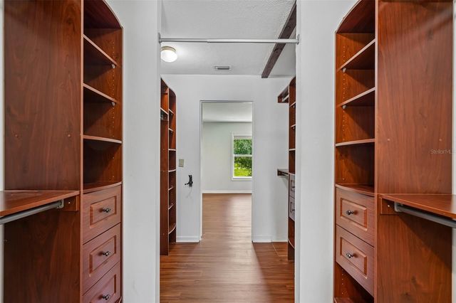 6827 SW 35TH WAY, Gainesville, FL 32608