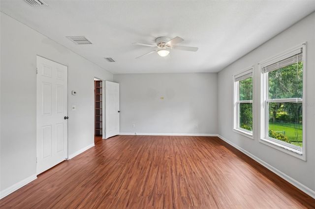 6827 SW 35TH WAY, Gainesville, FL 32608