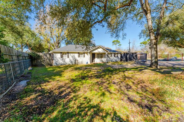 11407 Iberia Drive, Houston, TX 77065