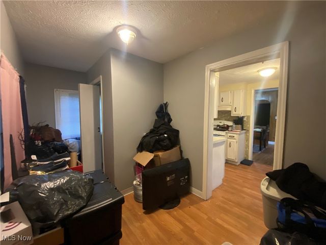 9905 Nelson Avenue, Cleveland, OH 44105