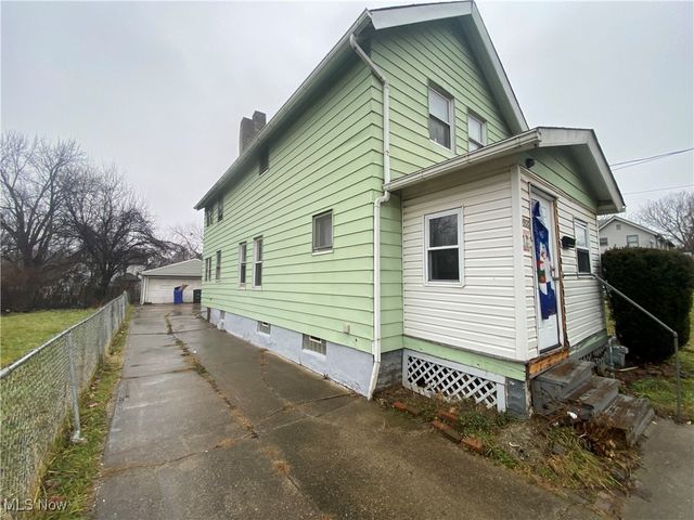 9905 Nelson Avenue, Cleveland, OH 44105