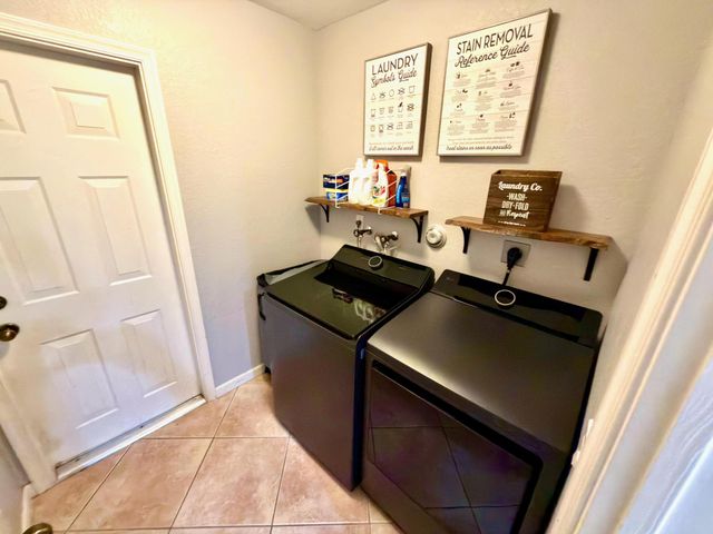 1618 Royal Grove Way, Weston, FL 33327