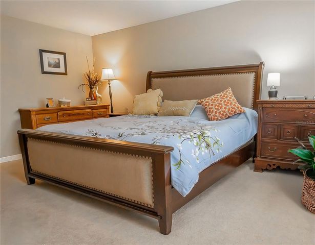 307 CARRIAGE OAK PL, Seffner, FL 33584