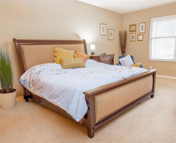 307 CARRIAGE OAK PL, Seffner, FL 33584