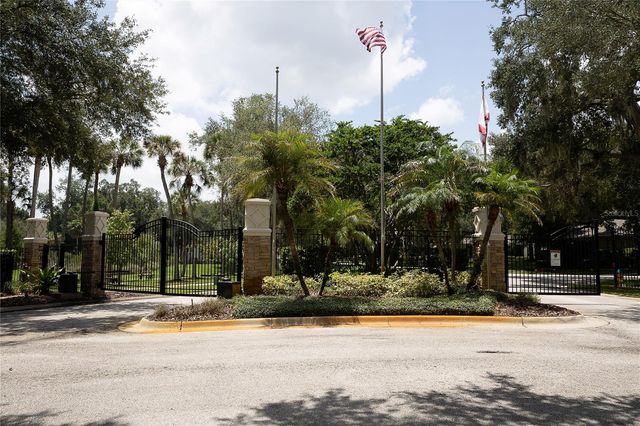 307 CARRIAGE OAK PL, Seffner, FL 33584