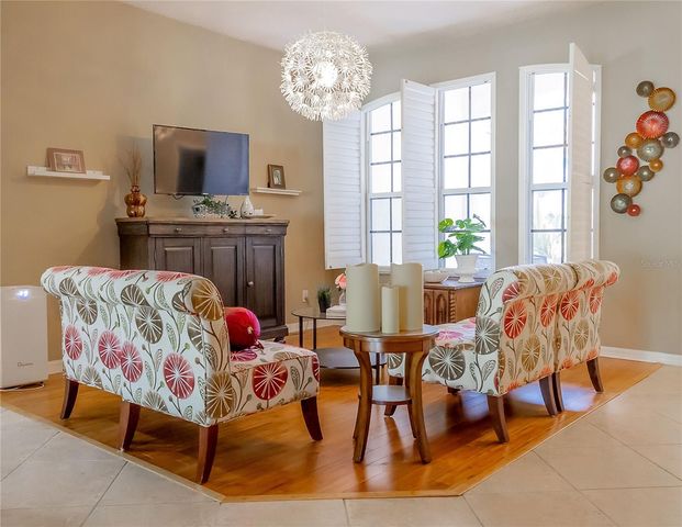 307 CARRIAGE OAK PL, Seffner, FL 33584