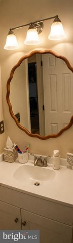5964 RIVERBEND LN, Reva, VA 22735