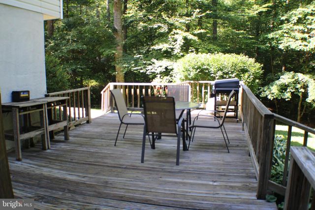 5964 RIVERBEND LN, Reva, VA 22735