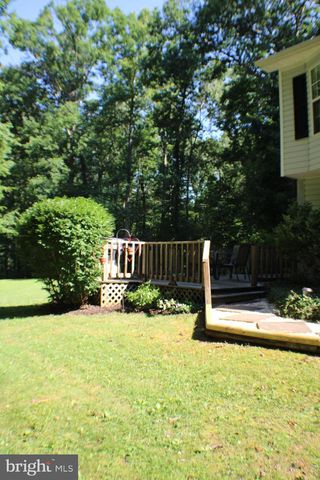 5964 RIVERBEND LN, Reva, VA 22735