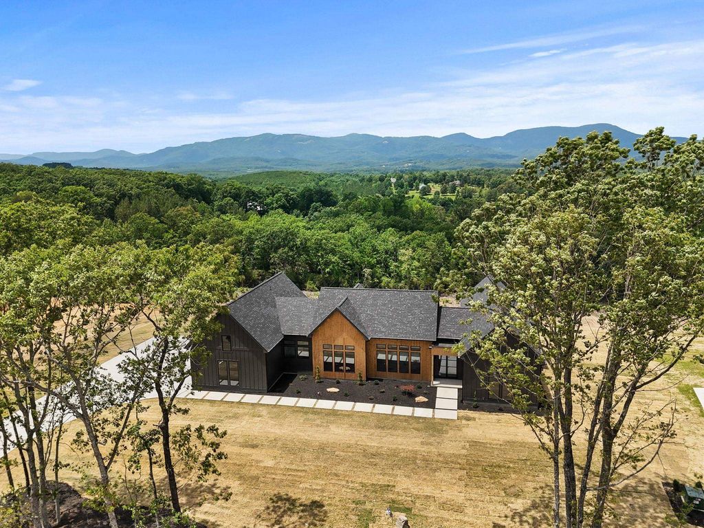 1950 Pleasant Hill Road, Greer, SC 29651