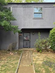 6435 KIRBY TREES DR # 6435, Memphis, TN 38115