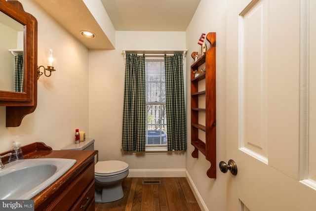 132 MILL ST, Port Republic, NJ 08241