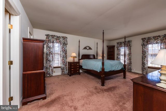 132 MILL ST, Port Republic, NJ 08241