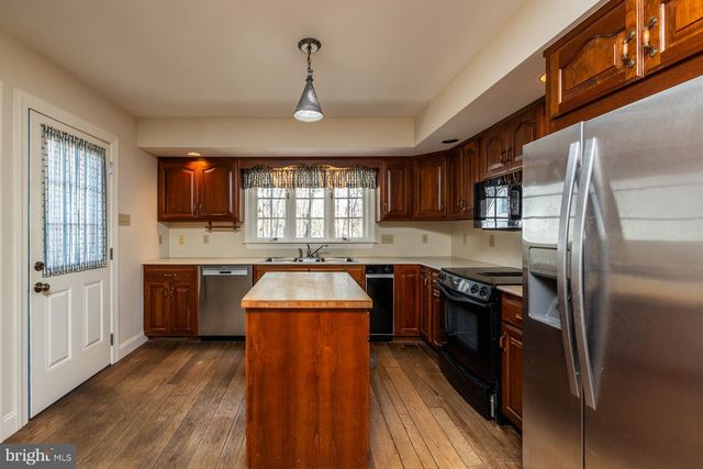 132 MILL ST, Port Republic, NJ 08241