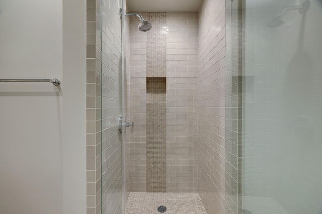 2047 Westcreek Lane 807, Houston, TX 77027