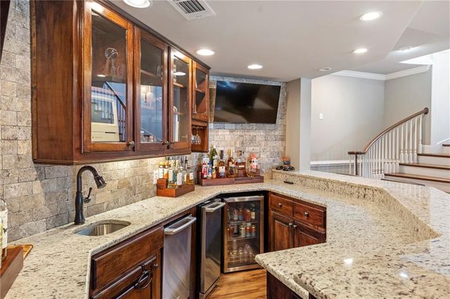 6026 GC Crow Road, Flowery Branch, GA 30542