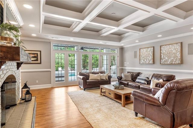 6026 GC Crow Road, Flowery Branch, GA 30542