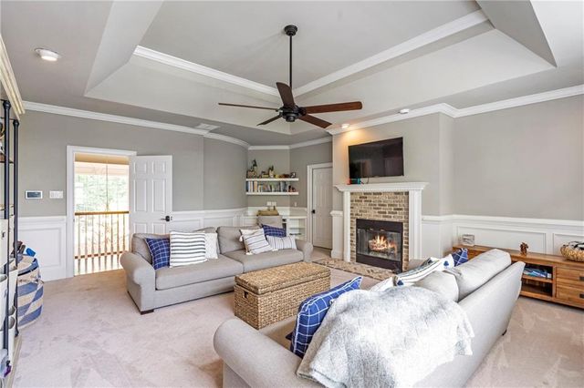 6026 GC Crow Road, Flowery Branch, GA 30542