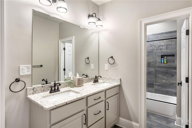 6026 GC Crow Road, Flowery Branch, GA 30542