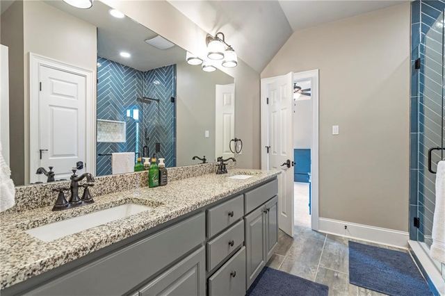 6026 GC Crow Road, Flowery Branch, GA 30542