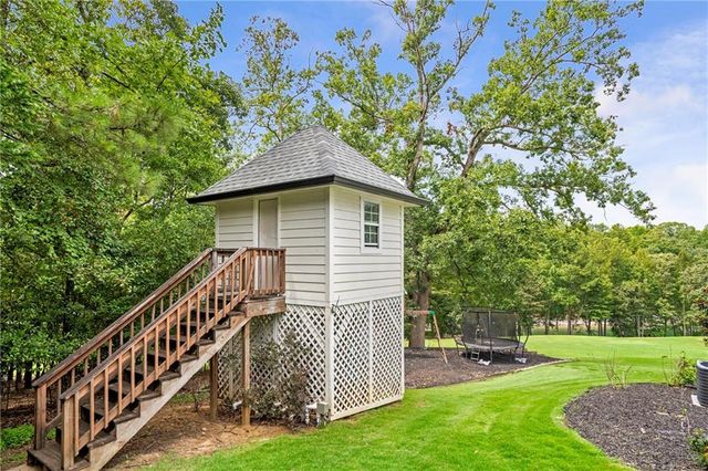 6026 GC Crow Road, Flowery Branch, GA 30542