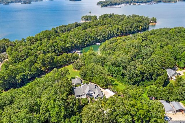 6026 GC Crow Road, Flowery Branch, GA 30542