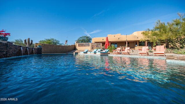 7841 E MCDOWELL Road E, Mesa, AZ 85207