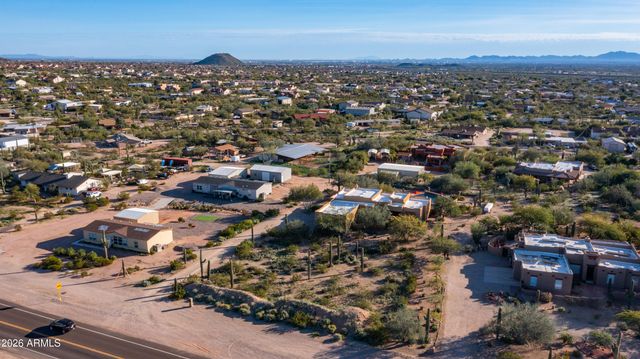 7841 E MCDOWELL Road E, Mesa, AZ 85207