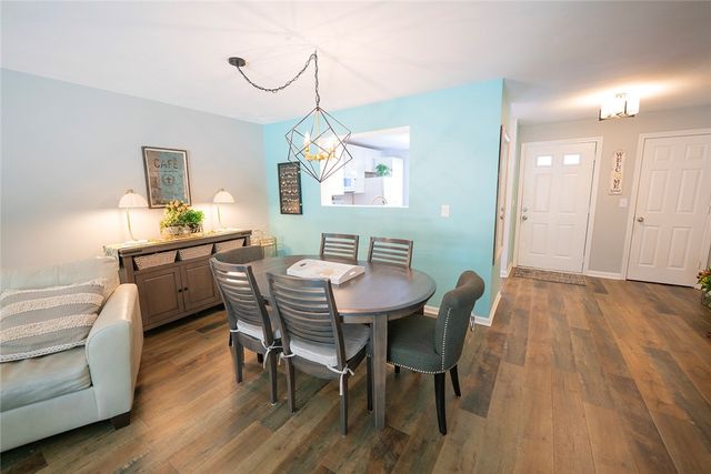 101 Scenic Drive, West Warwick, RI 02893