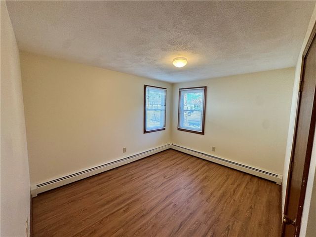 135 Rounds Avenue, East Providence, RI 02915