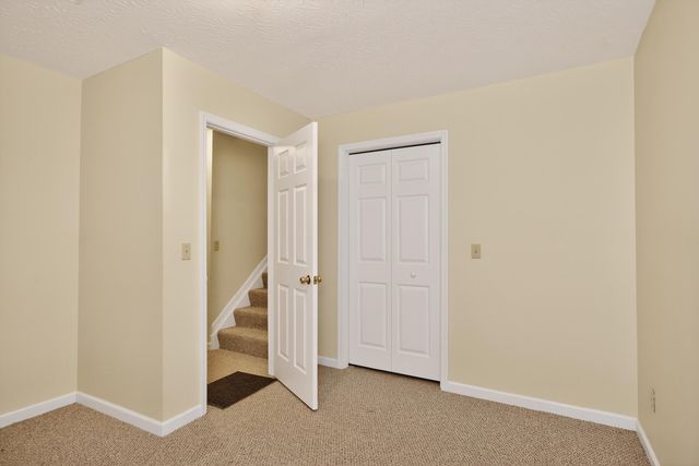 2125 Ladera Lane, Lexington, KY 40514