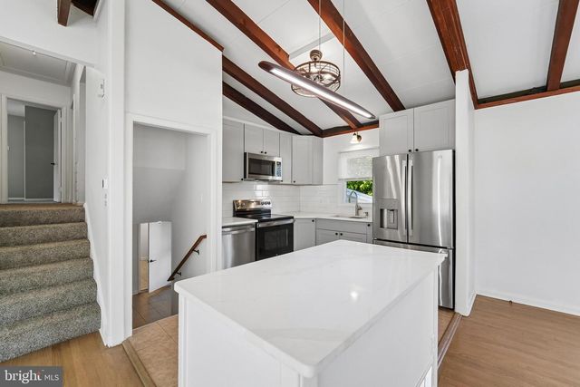 7610 KNOLLWOOD RD, Towson, MD 21286