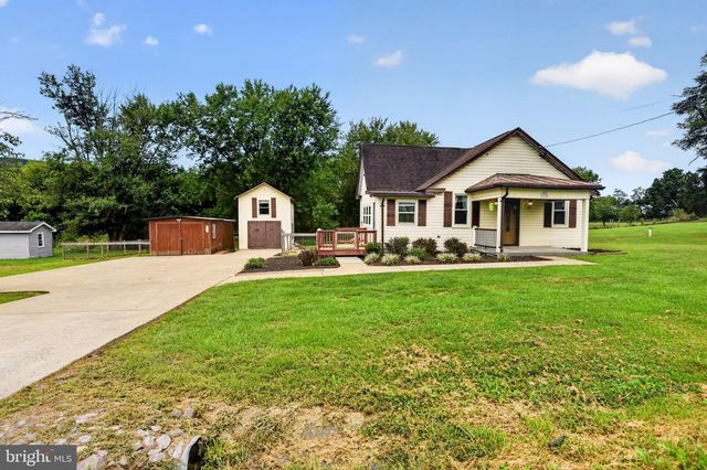 134 LUCAS LN, Gore, VA 22637