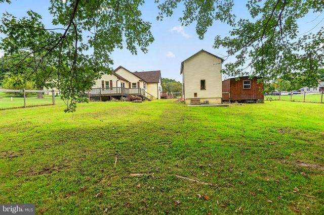 134 LUCAS LN, Gore, VA 22637