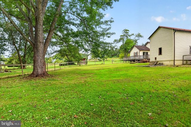 134 LUCAS LN, Gore, VA 22637