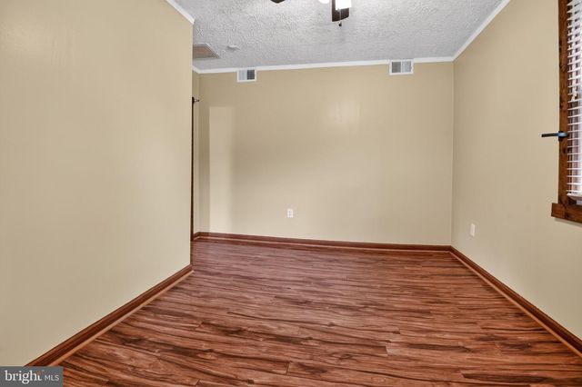 134 LUCAS LN, Gore, VA 22637