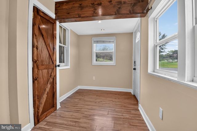 134 LUCAS LN, Gore, VA 22637