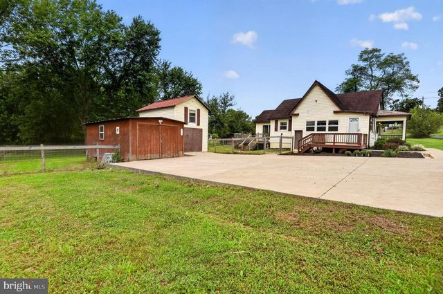 134 LUCAS LN, Gore, VA 22637