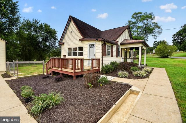 134 LUCAS LN, Gore, VA 22637