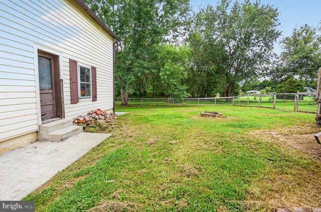 134 LUCAS LN, Gore, VA 22637